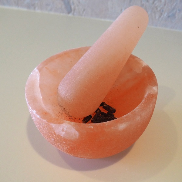 Himalayan Salt Pestle and Mortar Himalayan Salt Pestle and Mortar