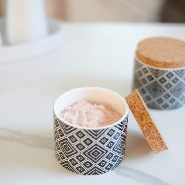 Himalayan Pink Salt Extra Fine Pinch Pot 200g Himalayan Pink Salt Extra Fine Pinch Pot 200g